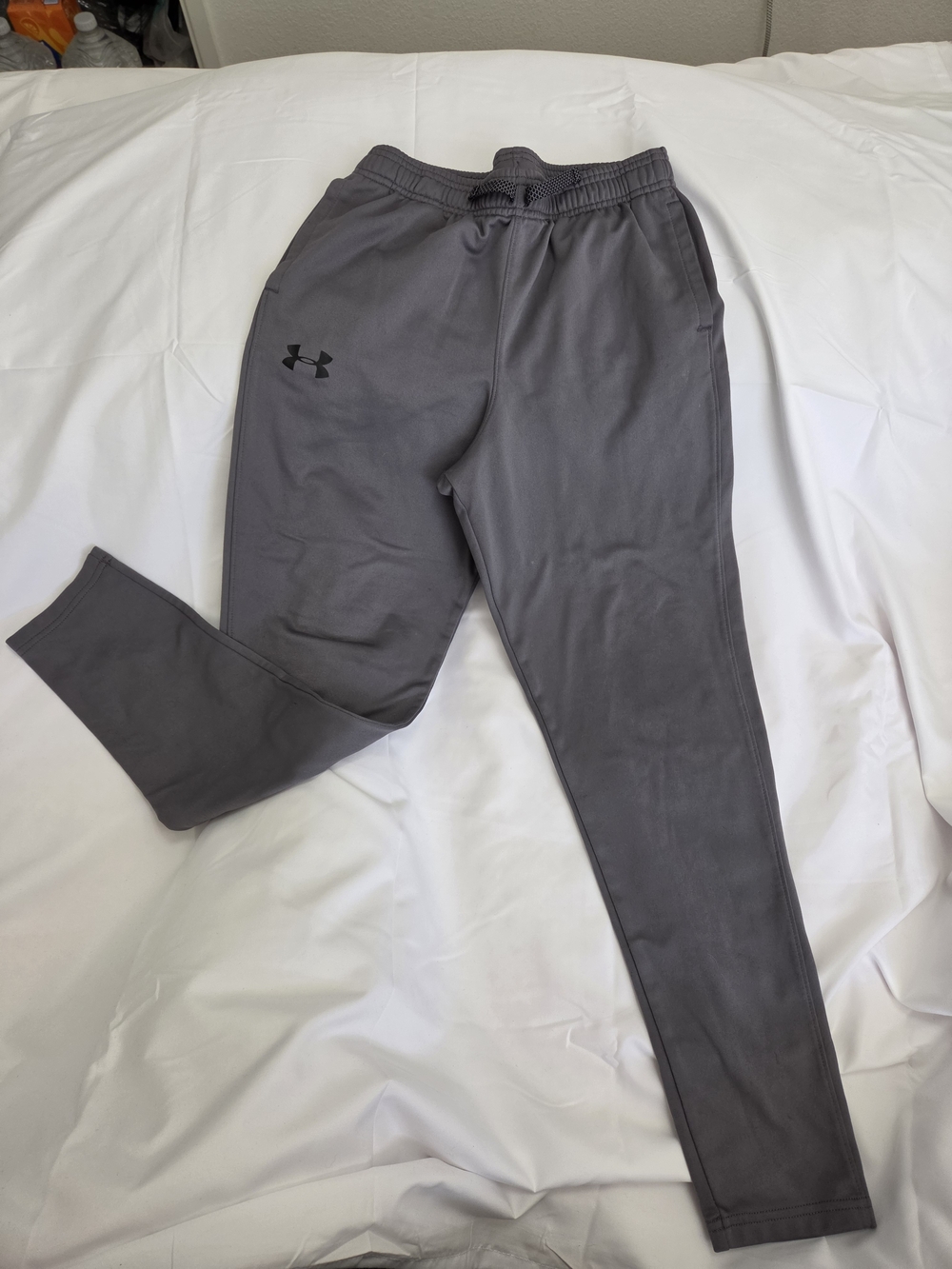 Under Armour Men's Gray Performance Jogger Pants